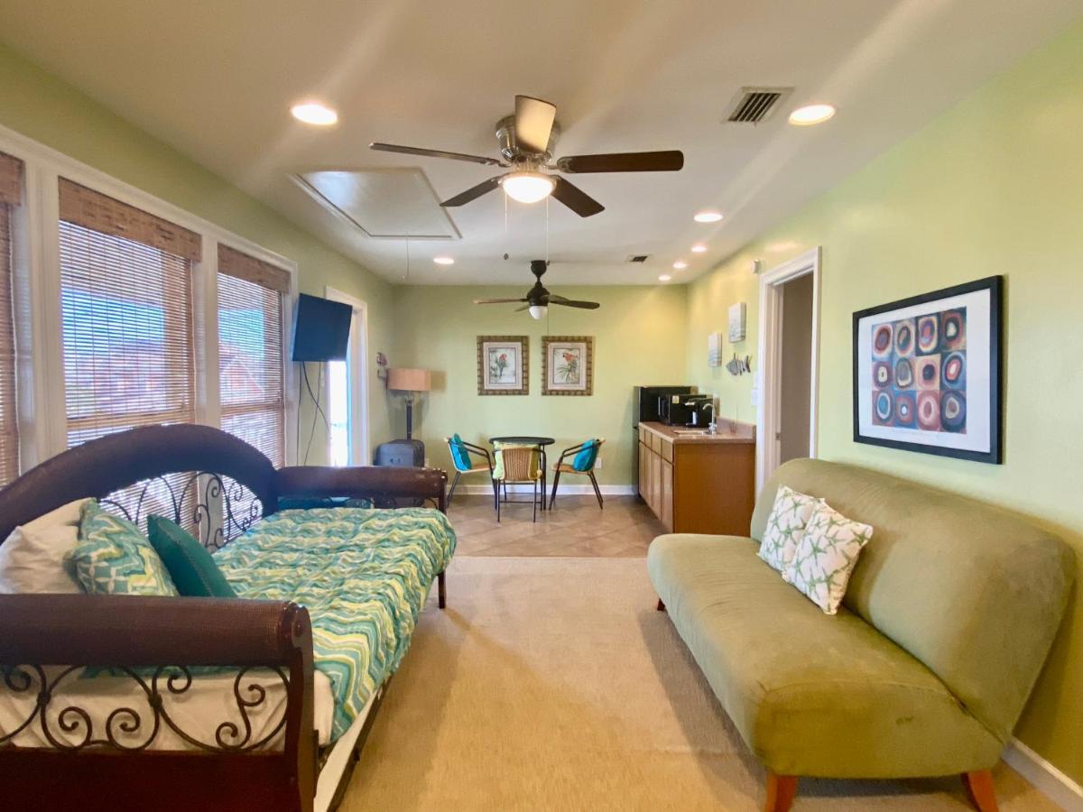 Pelican Pass By Albvr - Great Home On Little Lagoon And Just Steps To The Beach Gulf Shores Exterior foto
